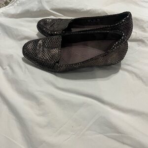 Clarks Metallic Snakeskin Leather Loafers | Comfort Chic Flats